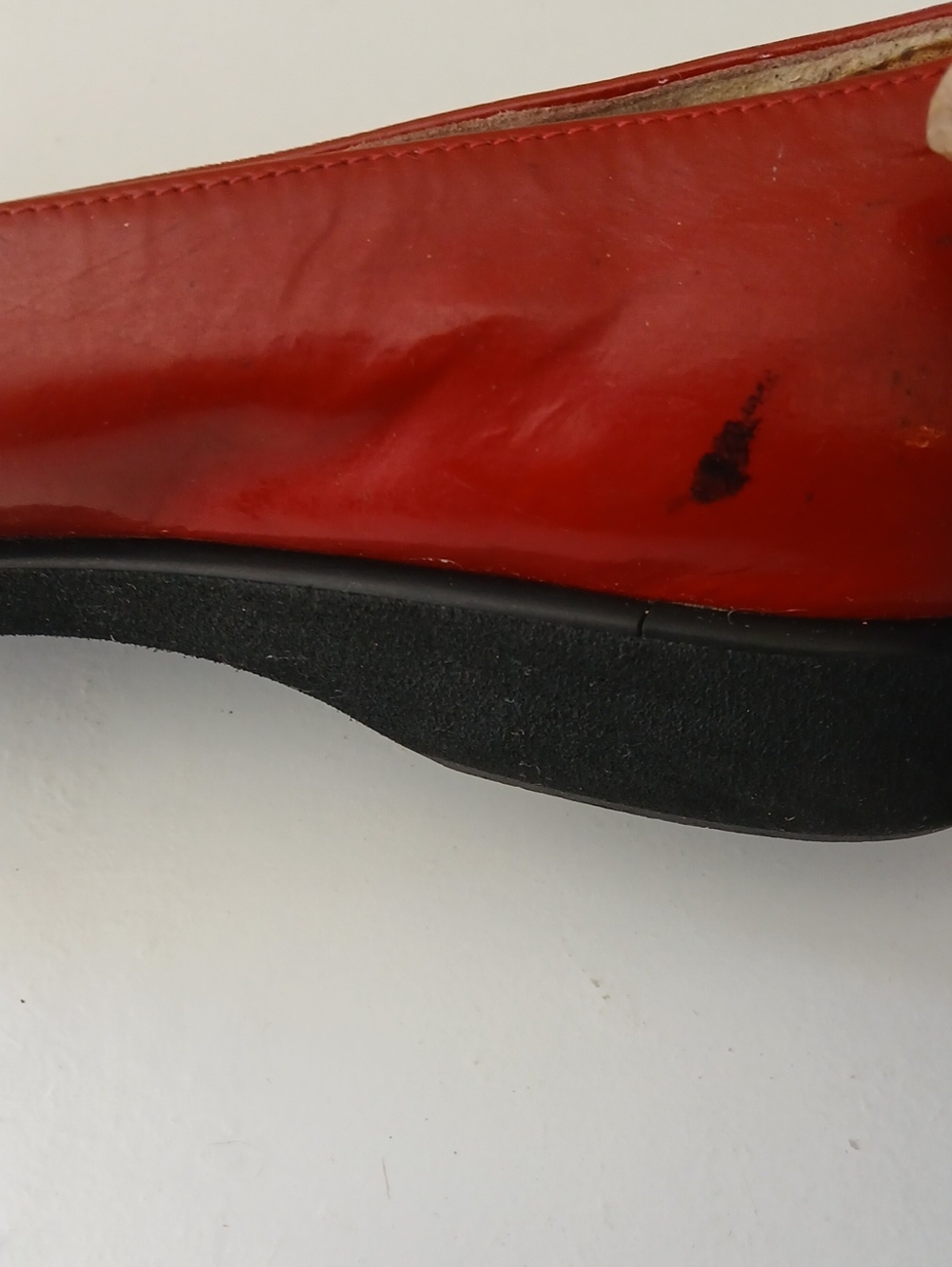 Salvatore Ferragamo Red Leather Flats with Signature Buckle - Picture 6 of 7